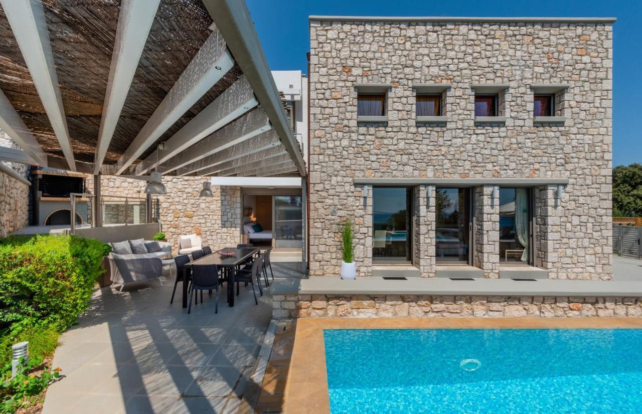 Villa Costamare - Enjoy Lazy Days On The Private Pool-Jacuzzi Pefki Exteriör bild