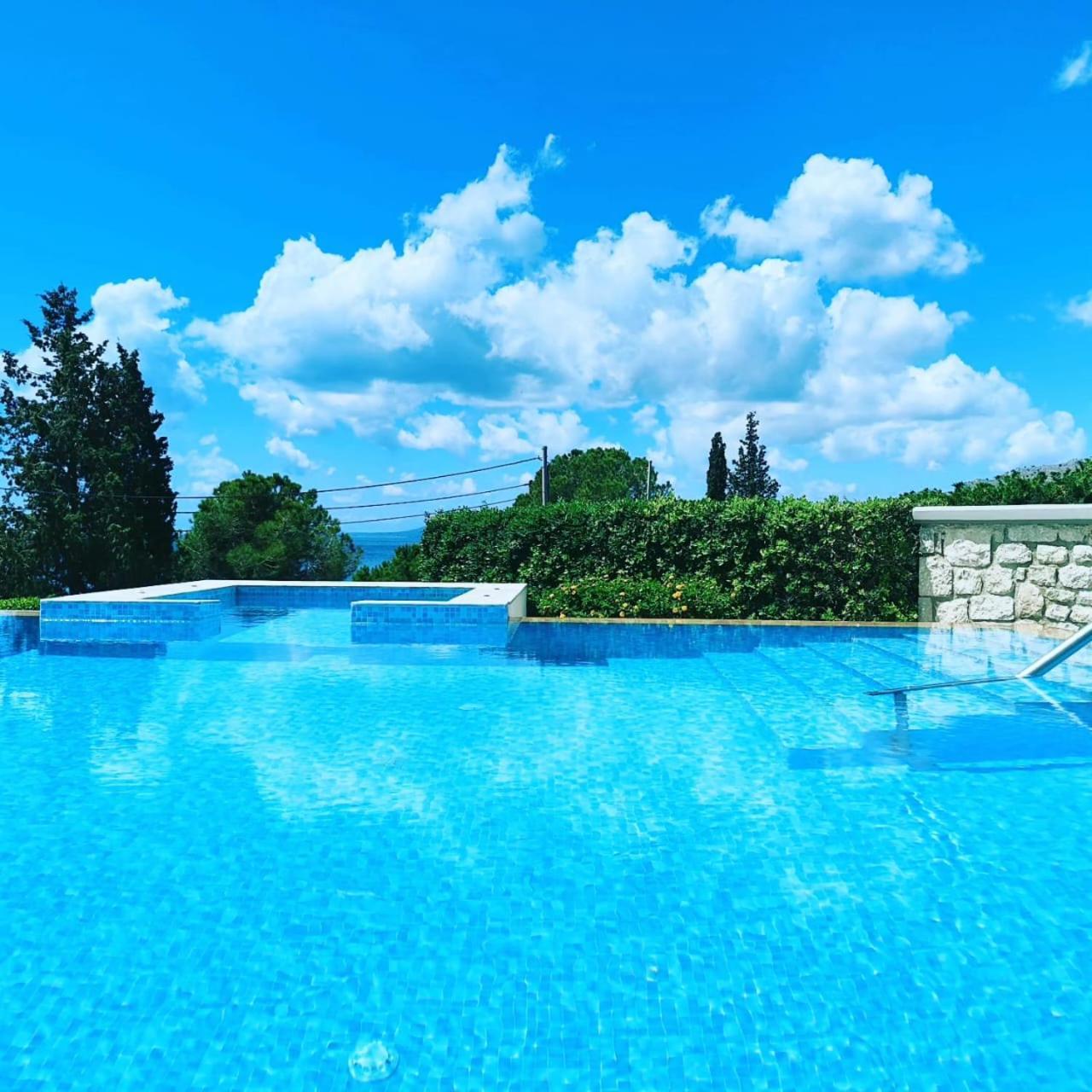 Villa Costamare - Enjoy Lazy Days On The Private Pool-Jacuzzi Pefki Exteriör bild