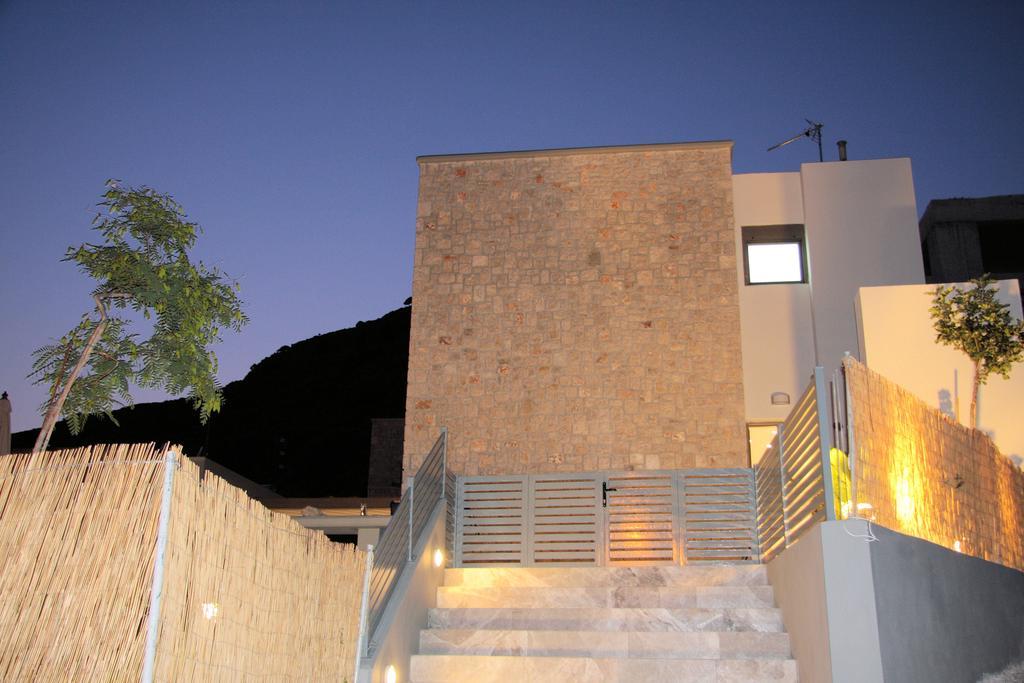 Villa Costamare - Enjoy Lazy Days On The Private Pool-Jacuzzi Pefki Rum bild